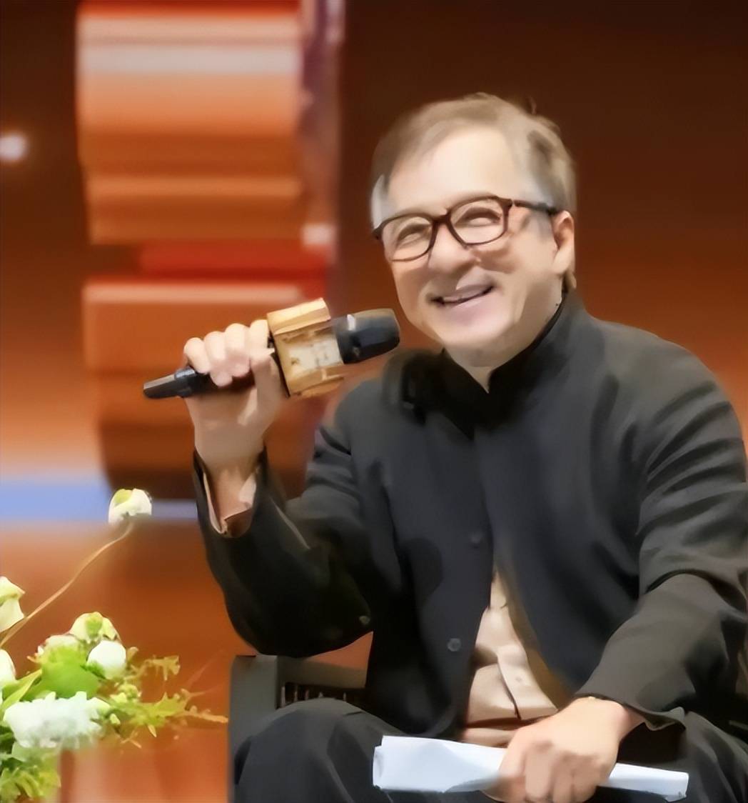 弃武从文！《过家家》定档成龙能否复制《抓娃娃》33亿票房奇迹